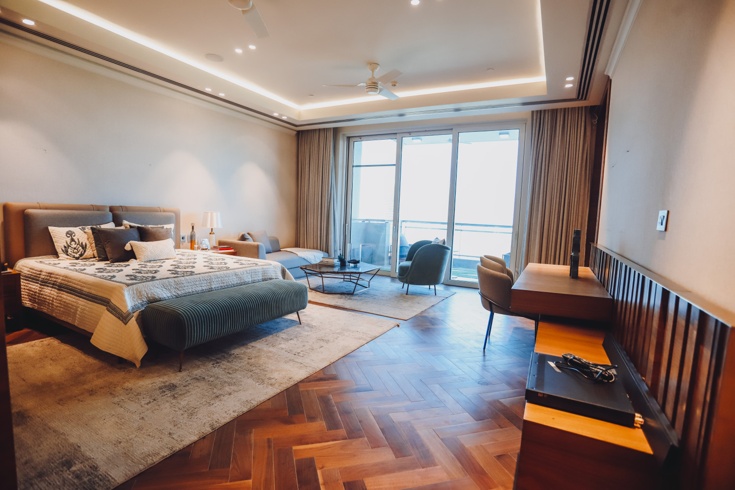 DLF Camellias, Golf Course Rd. Gurgaon, Haryana 122011 photo 5