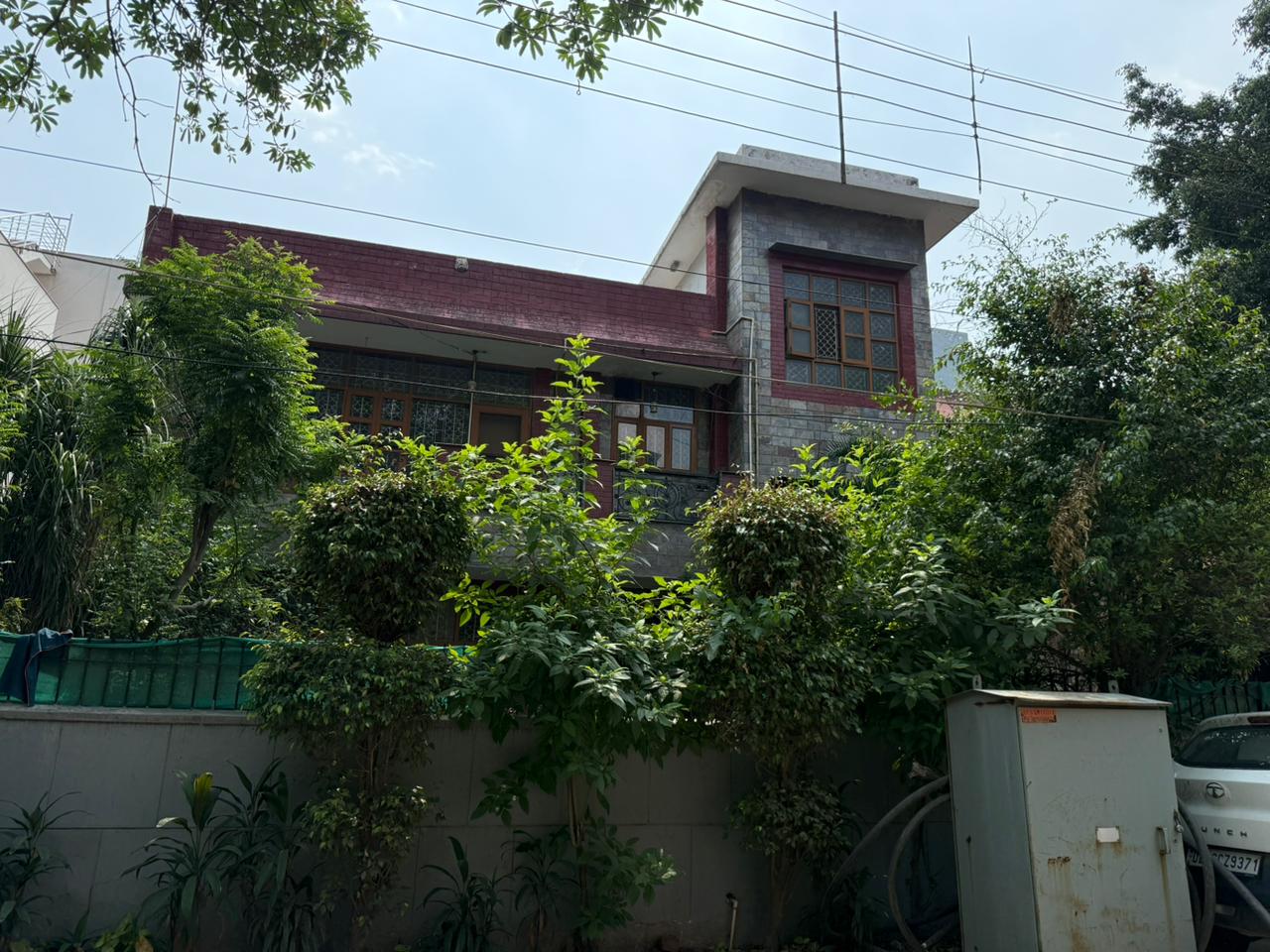 Bungalow, Sector 15A photo 1